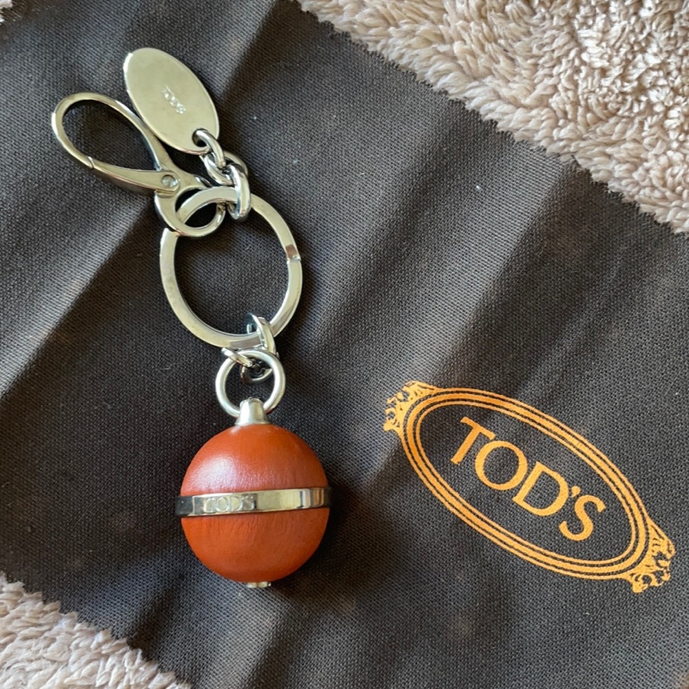 Tod's Keychain (ball)